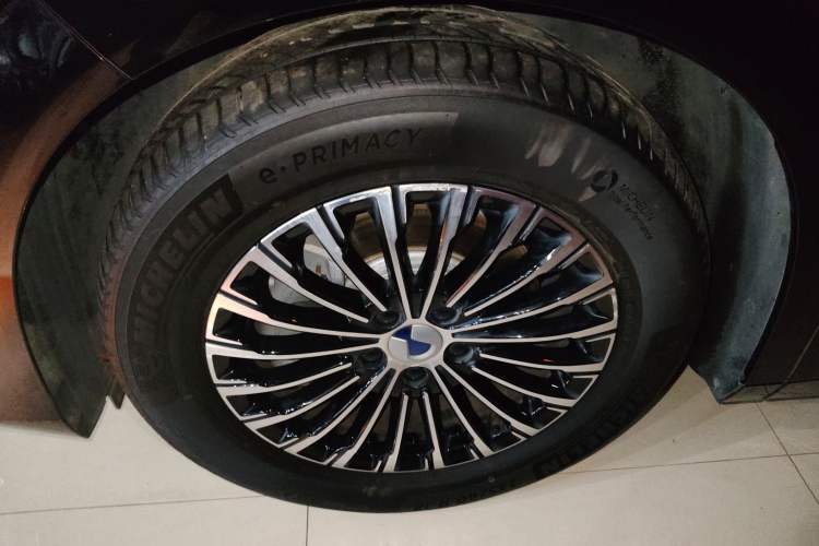 Used Denza D9 2022 DM-i 970 Four-Wheel Drive Prestige Model