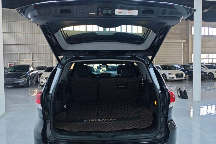 Used Toyota Highlander 2021 2.0T Four-Wheel Drive Prestige Version 7 Seats
