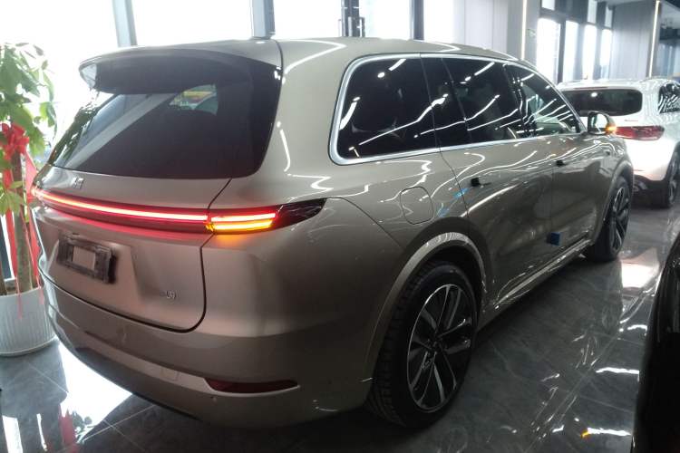Used Li Auto L9 2022 Max model
