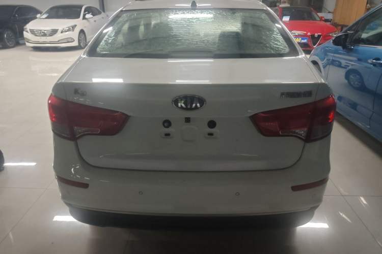 Used Kia K2 2015 Sedan 1.4L MT GLS