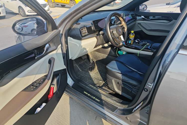 Used BYD Qin PLUS 2023 Champion Edition DM-i 120KM Leading Model