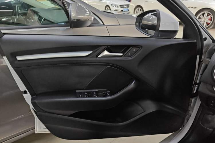 Used Audi A3 2014 Limousine 35 TFSI Automatic Advanced Model
