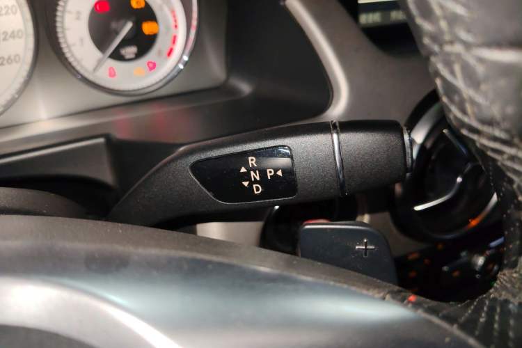 Used Mercedes-Benz GLK-Class 2015 GLK 260 4MATIC Dynamic Edition Ultimate Version
