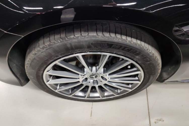 Used Mercedes-Benz E-Class 2020 Facelift E 260 L
