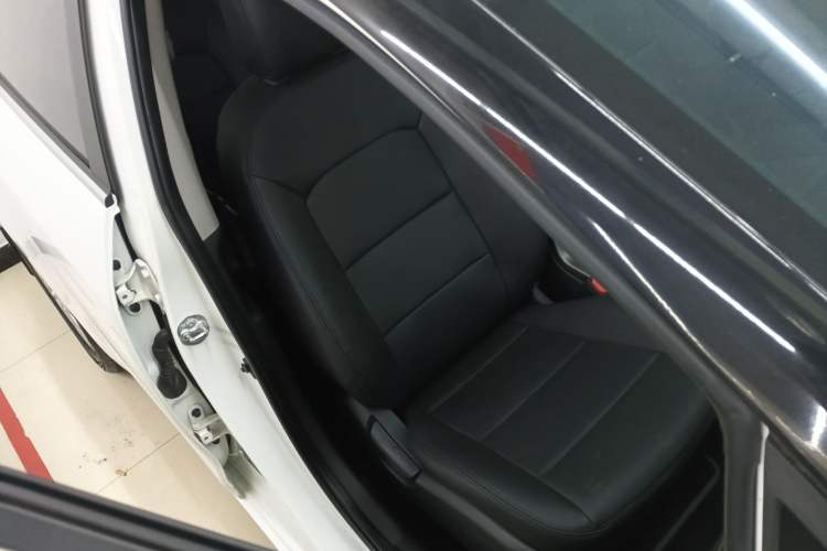 Used Kia K3 2015 1.6L Automatic GLS
