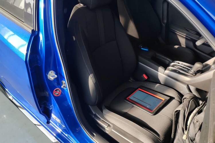 Used Honda Civic 2021 HATCHBACK 220TURBO CVT Trendy Cool Edition
