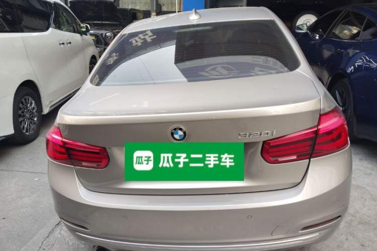 Used BMW 3 Series 2016 320i Fashion Model
