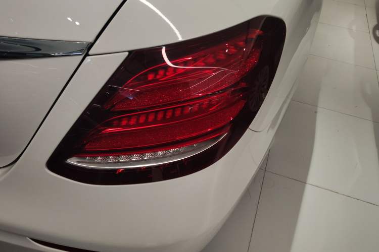 Used Mercedes-Benz E-Class 2020 Restyled E 300 L Sporty and Stylish Edition