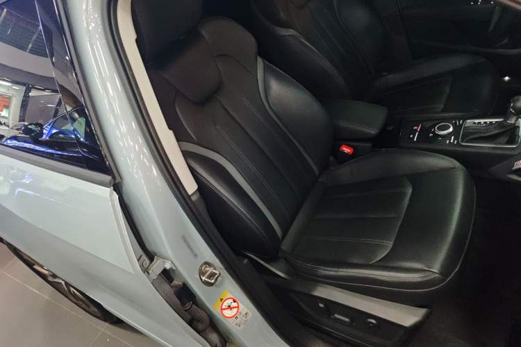 Used Audi Q2L 2022 35 TFSI Fashion Dynamic Model
