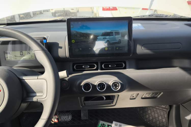 Used Wuling Zhiguang New Energy 2025 Comfort Model