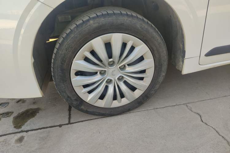 Used Wuling Jiachen 2022 1.5L Manual Enjoyment Elite Model