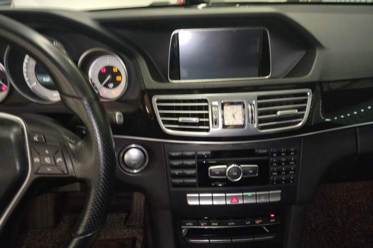 Used Mercedes-Benz E-Class 2015 E 260 L Sport Edition
