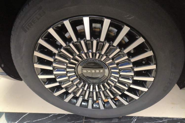 Used Zeekr 009 2022 WE Edition
