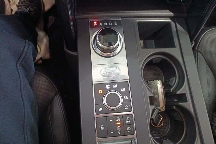 Used Land Rover Discovery 2017 3.0 SC V6 S