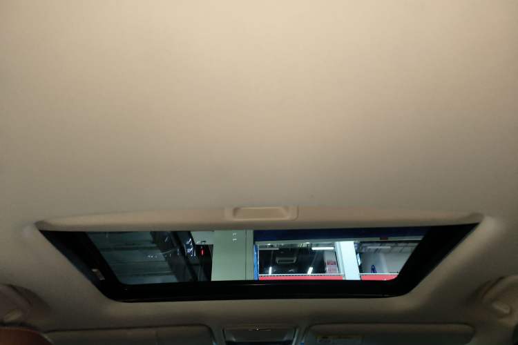 Used Honda Elysion 2019 2.0L Hybrid Supreme Edition