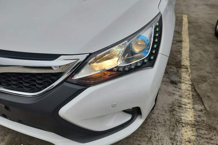 Used BYD Song 2016 2.0TID Automatic Prestige Edition
