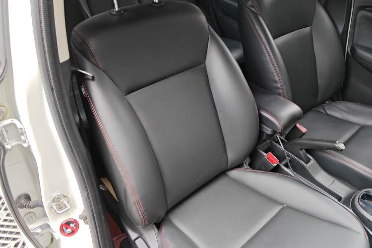 Used Honda Fit 2016 1.5L LXS CVT Comfort Sunroof Version
