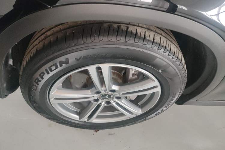 Used Mercedes-Benz GLC 2020 Facelifted GLC 260 L 4MATIC Dynamic Edition
