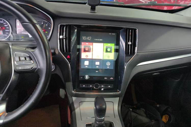 Used Roewe RX5 2020 20T Automatic 4G Connect Excellence Edition
