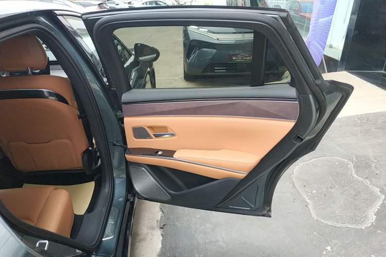 Used BYD Han L 2025 DM-p Four-Wheel-Drive LiDAR Flagship Model
