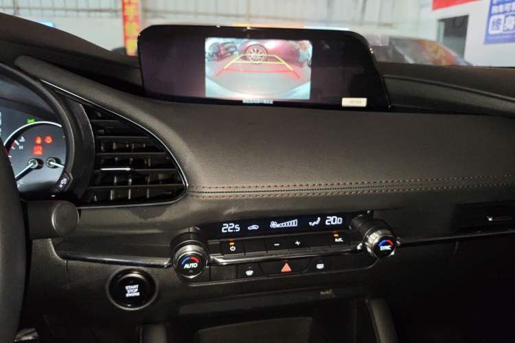 Used Mazda Mazda 3 Axela 2023 2.0L Automatic ZhiZhen Edition