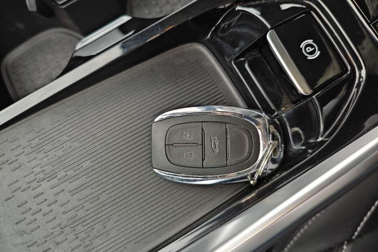 Used SAIC MAXUS G50 2023 PLUS 1.5T Happiness-Recommended Automatic Start Edition
