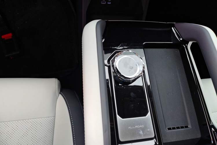 Used  03 2024 472km Four-Wheel Drive Long-Range Version
