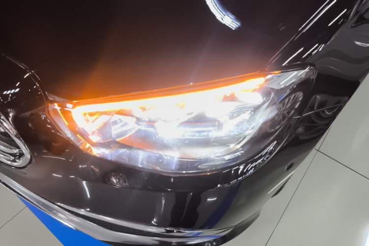 Used Mercedes-Benz E-Class 2023 Updated E 300 L Fashion Edition
