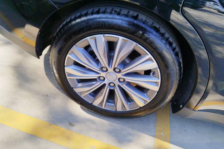 Used Hongqi E-QM5 2023 620km PLUS