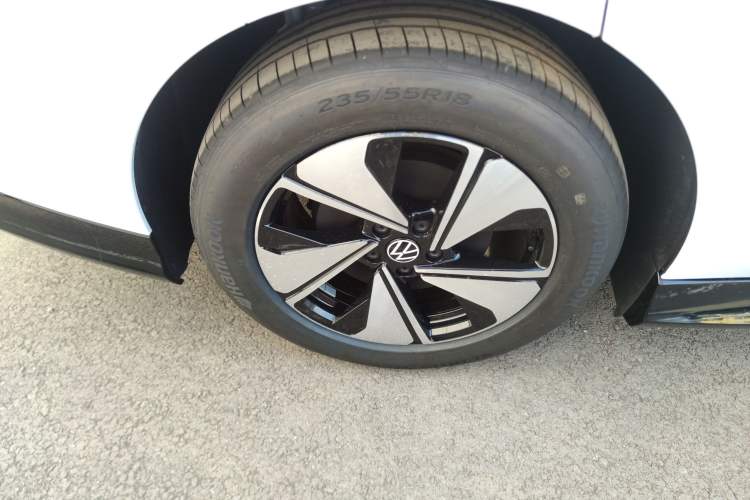 Used Volkswagen ID.7 VIZZION 2024 AIR model
