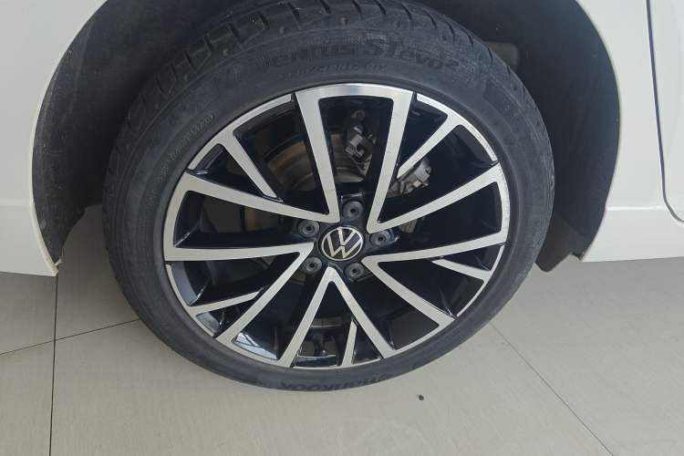 Used Volkswagen Lavida 2021 280TSI DSG Luxury Edition
