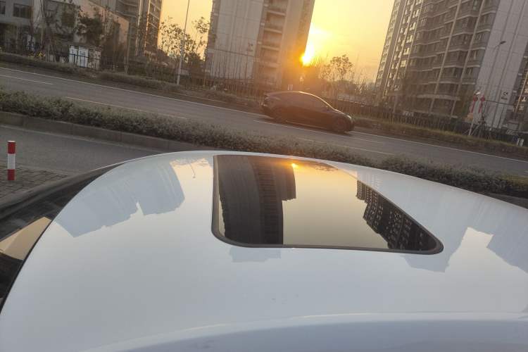 Used Roewe i5 2023 1.5L Manual Excellence Edition