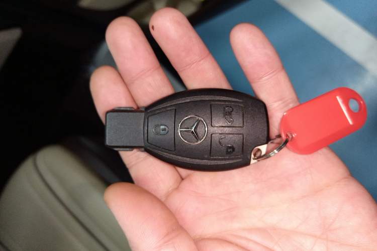 Used Mercedes-Benz Vito 2021 2.0T Elite Version 7 Seats