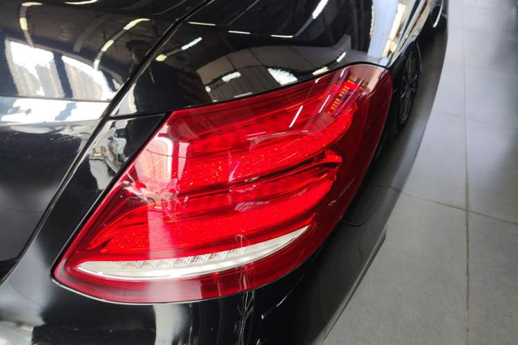 Used Mercedes-Benz E-Class 2018 Restyled E 300 L Sport Luxury Edition