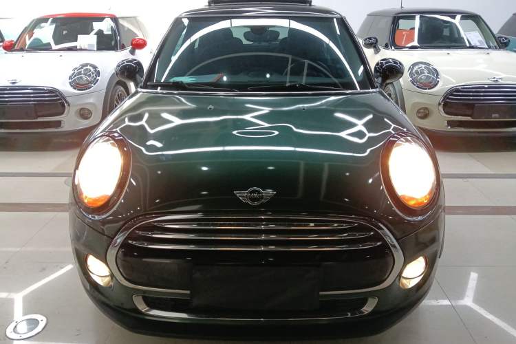 Used  MINI 2016 1.5T COOPER
