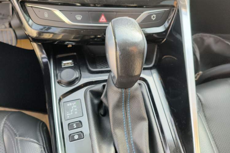 Used Peugeot 308 2016 1.6L Automatic Luxury Edition