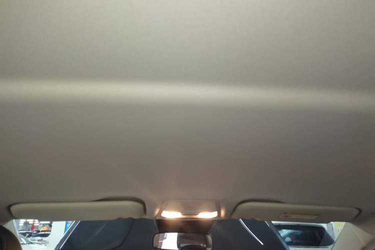 Used Hongqi E-QM5 2024 610 km PLUS
