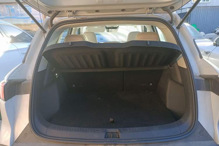 Used BYD Yuan UP 2025 Intelligent Driving Version 401 km Beyond-Range Edition