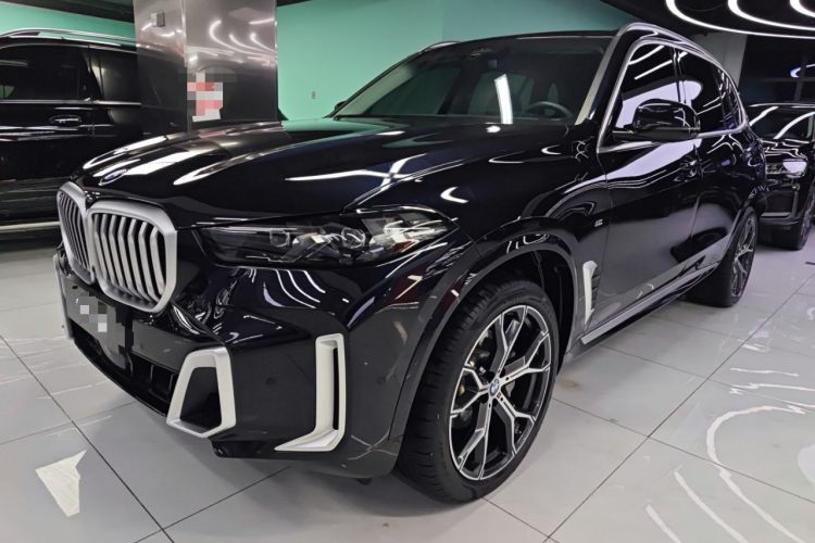 Used BMW X5 2023 xDrive 30Li Luxury M Sport Package