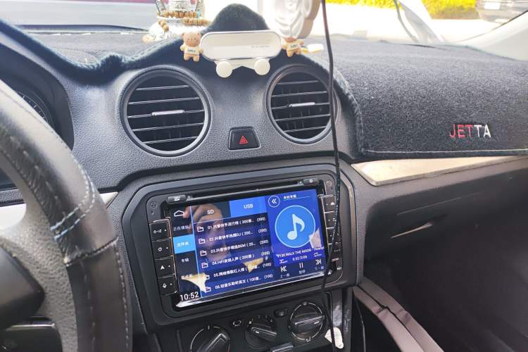 Used Volkswagen Jetta 2013 1.4L Manual Fashion Model