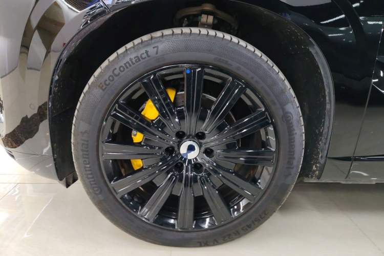 Used Denza N9 2025 Prestige Version
