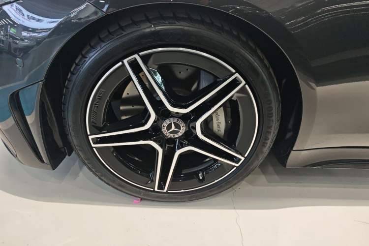 Used Mercedes-Benz CLS 2023 Refreshed CLS 300 Dynamic Edition