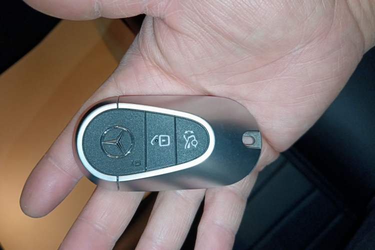 Used Mercedes-Benz C-Class 2023 Restyled C 260 L Night Edition Sports Version
