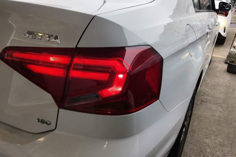 Used Volkswagen Jetta 2019 Dream Edition 1.5L Automatic Comfort Version