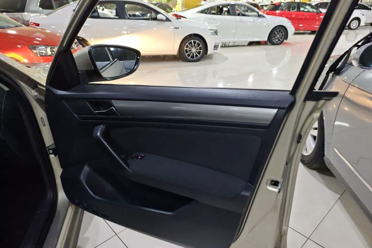 Used Volkswagen Bora 2019 Facelift Bora·Legend 1.5L Manual Fashion Edition China VI Standard
