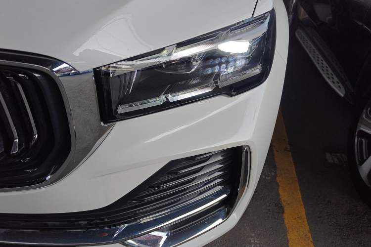 Used Geely Auto Monjaro L 2024 2.0TD High-Power Automatic Two-Wheel Drive Skyline Edition
