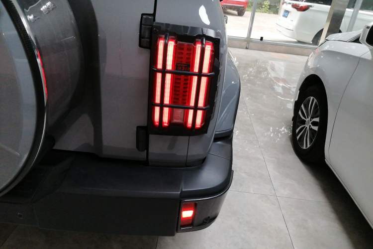 Used Tank 300 2021 City Edition 2.0T—Truly Stylish
