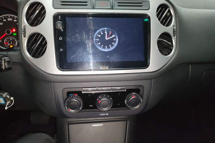 Used Volkswagen Tiguan 2017 300TSI Automatic Two-Wheel Drive Silk Road Luxury Edition
