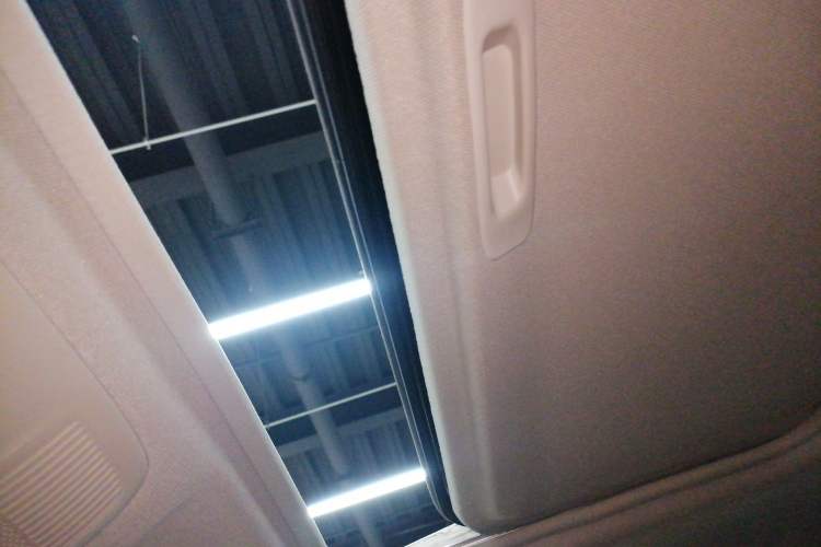 Used Mazda Mazda 3 Axela 2019 Cloud-Controlled Version Sedan 1.5L Automatic Luxury Trim China V Standard
