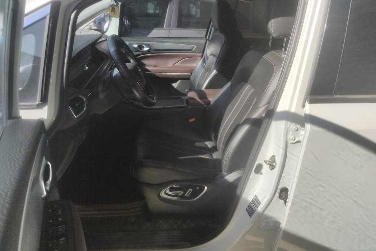 Used GAC Trumpchi M6 2023 PRO 270T DCT Luxury Edition